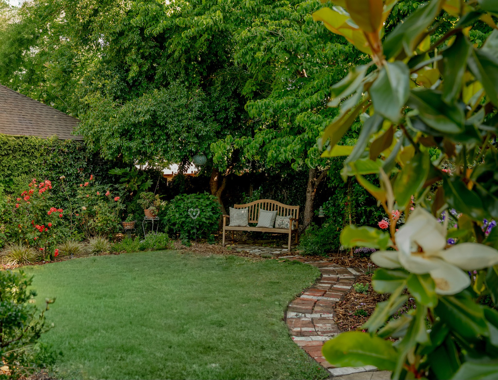 Foothill meadow residence, photograph 8